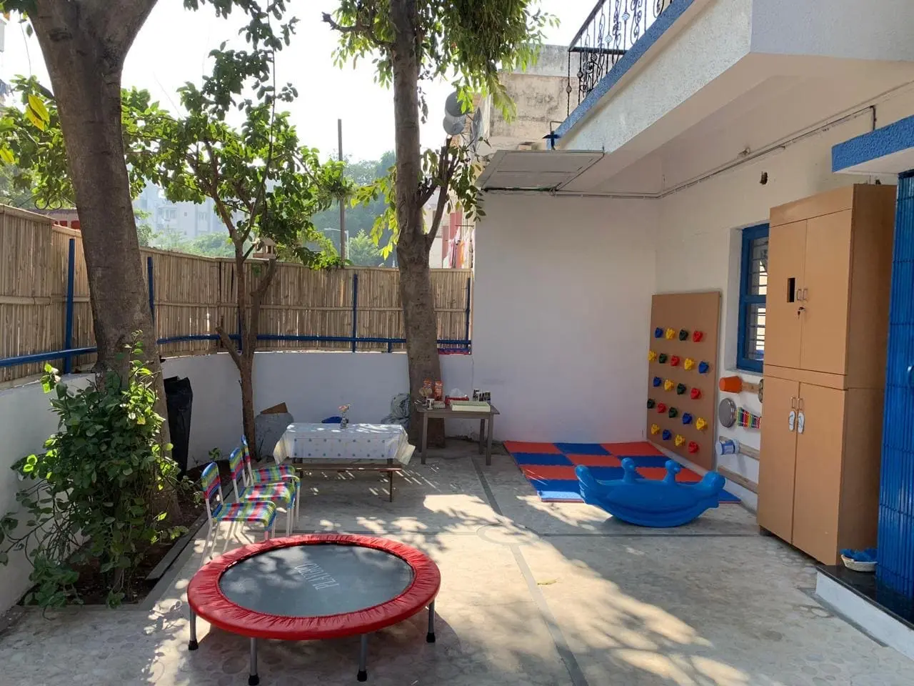 Courtyard Gross Motor Play Space with Climbing Wall
